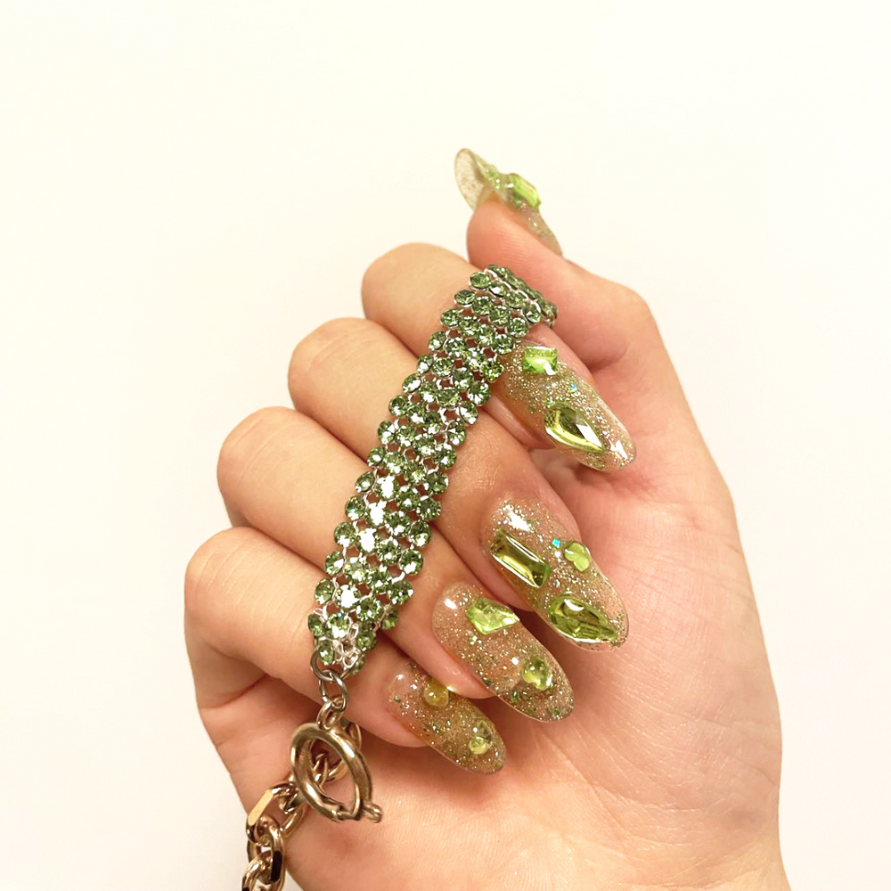 Oasis press on nails on hand