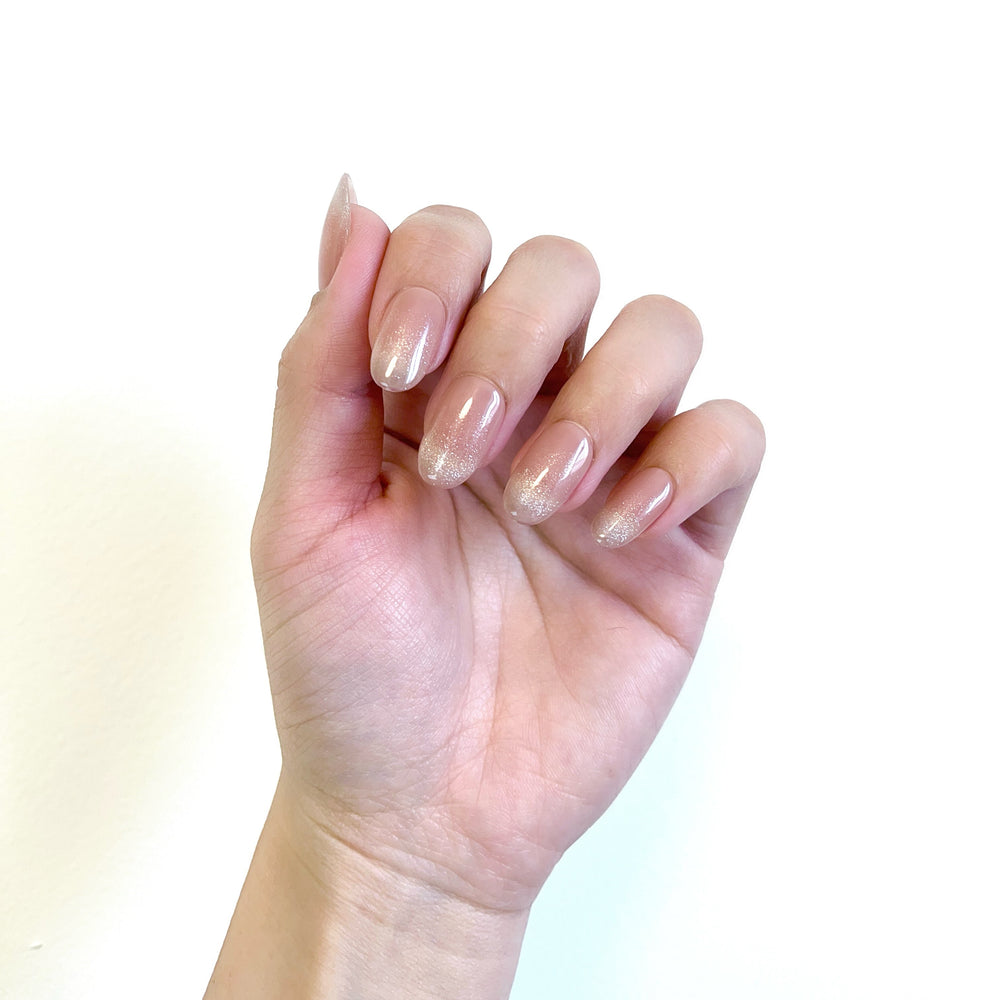 Everyday press on nails on hand